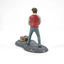 Department 56 Harry Potter Village<Harry & His Monster Book